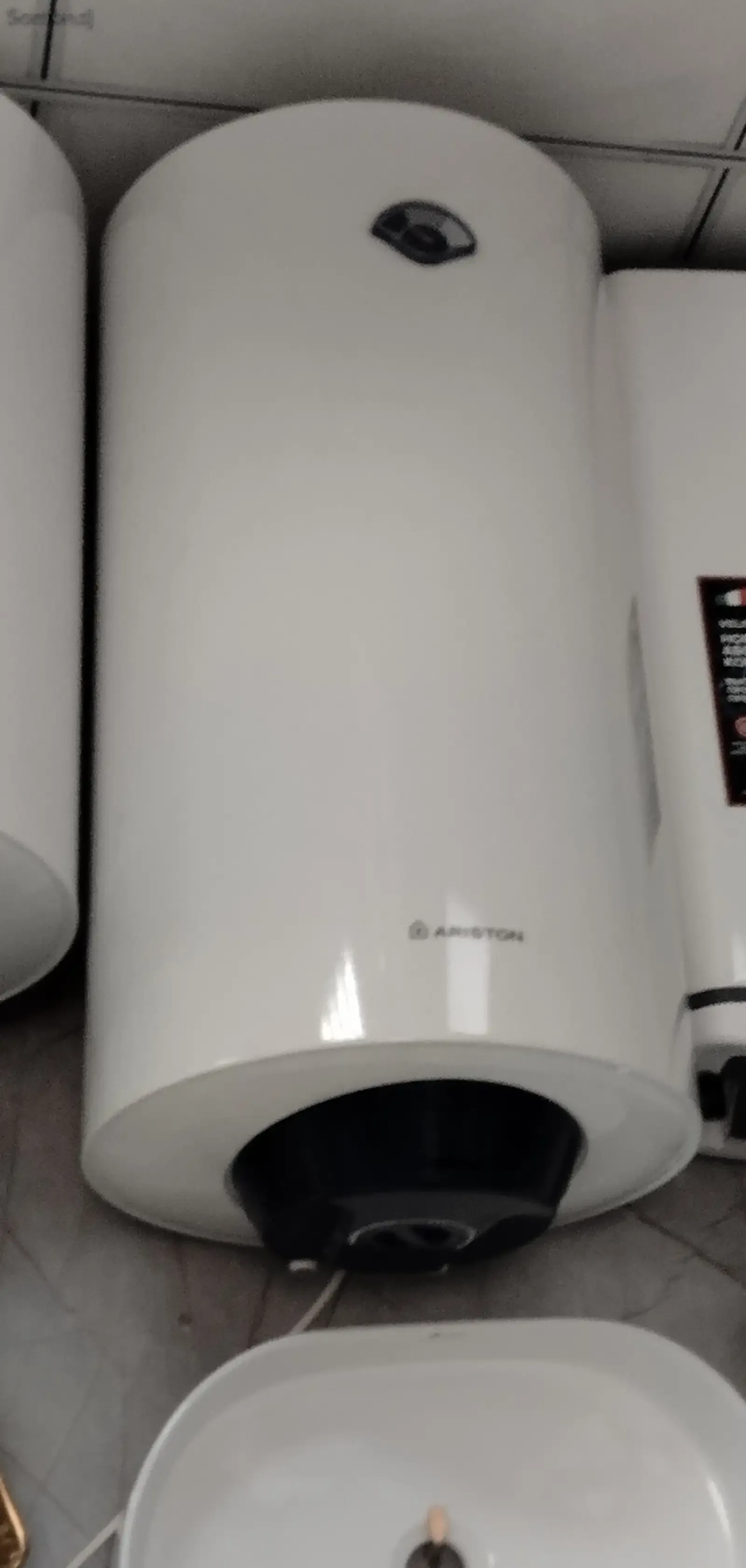 Водонагреватель Ariston 80л