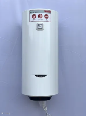 Водонагреватель Ariston 80л. PRO