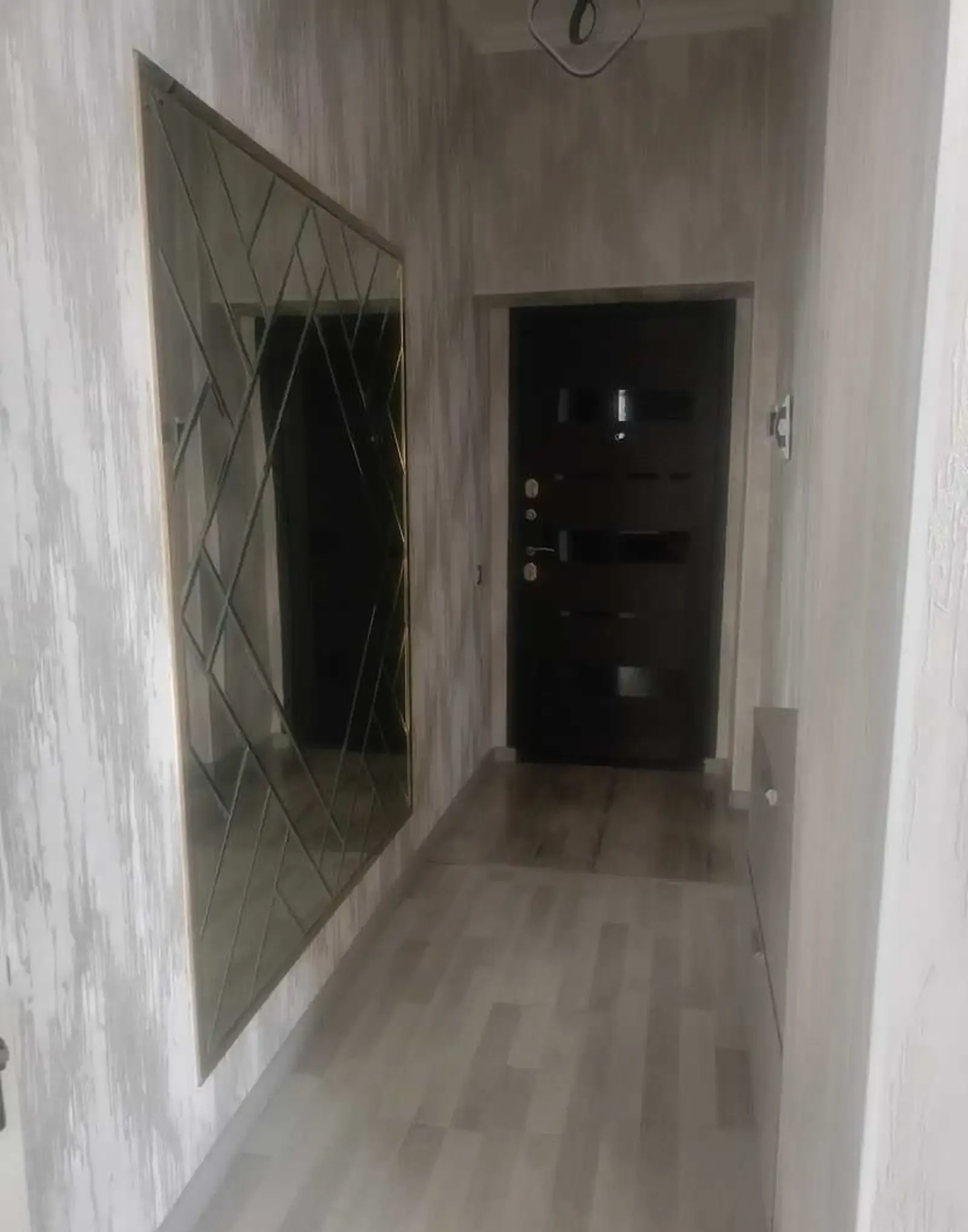 2-комн. квартира, 11 этаж, 62м², Галубой Экран