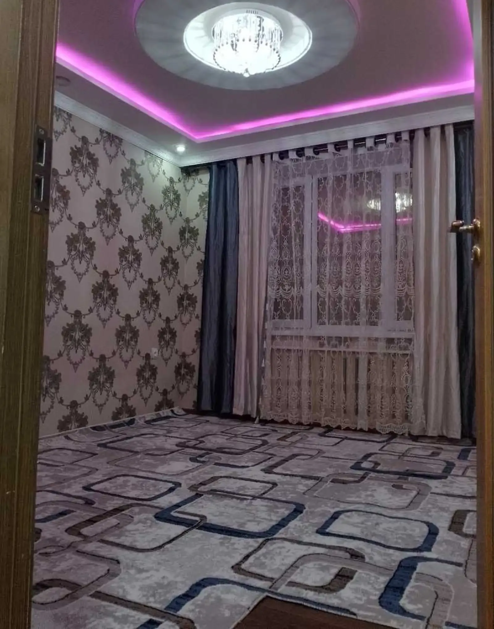 3-комн. квартира, 1 этаж, 75м², ш Душанбе н Шоҳмансур кучаи Ахмади Дониш ( айрапорт)