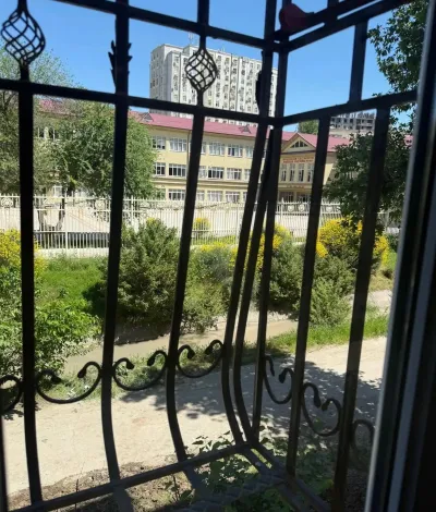 2-комн. квартира, 2 этаж, 65 м², Сино