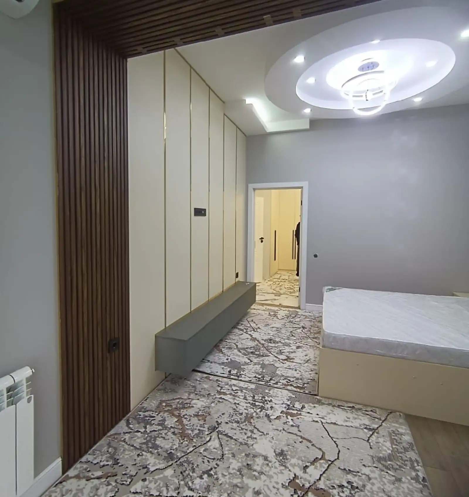 3-комн. квартира, 10 этаж, 90м², Шохмансур, назди Скорая больница, Айни 46, ру ба руи Гуля Голд