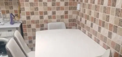 стол и стулья