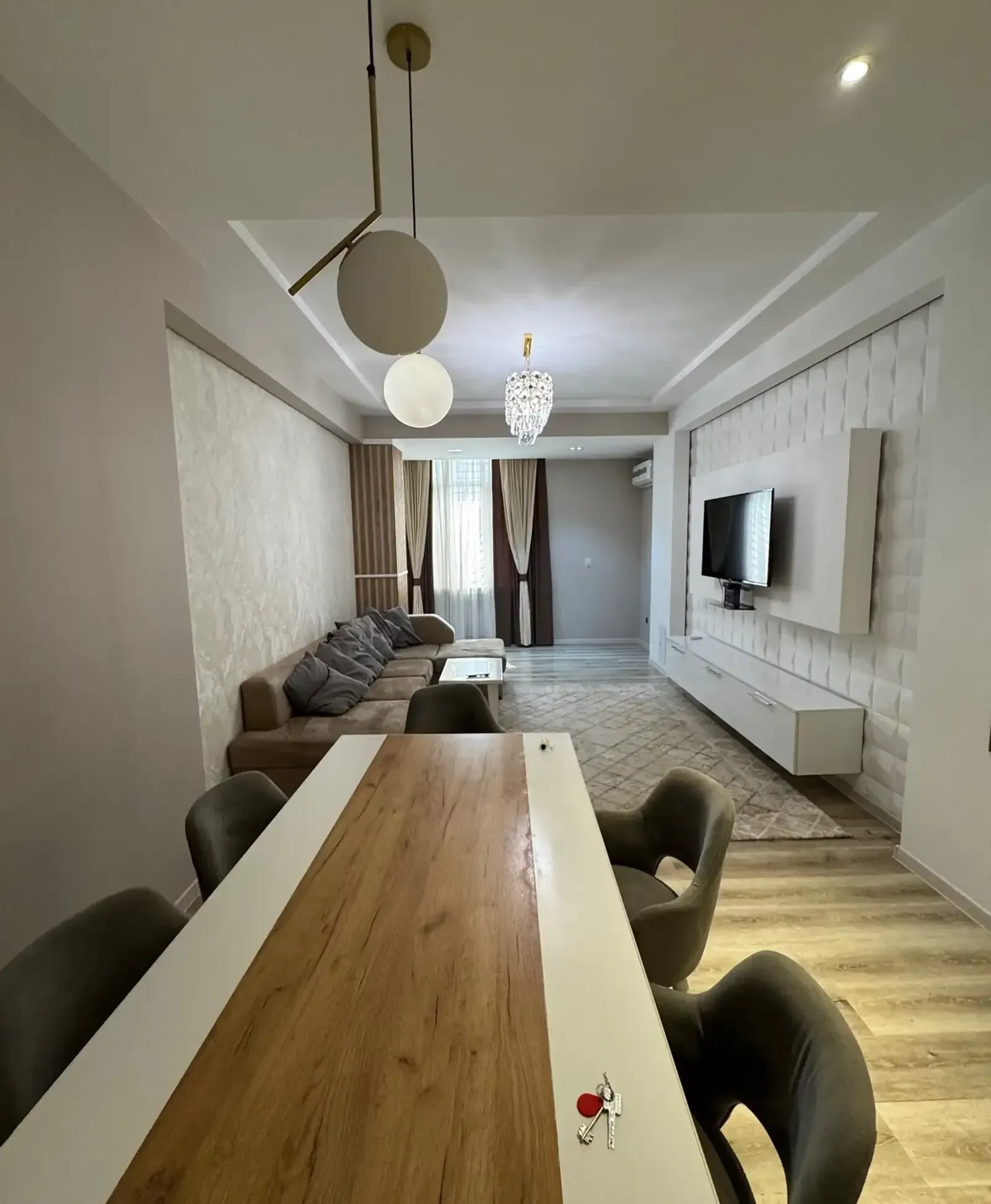 3-комн. квартира, 8 этаж, 115м², Чойхонаи Рохат