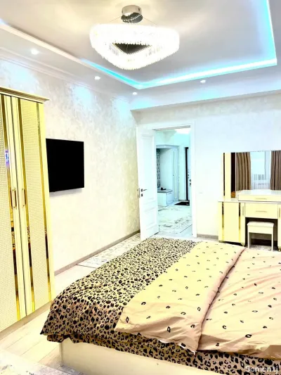 2-комн. квартира, 16 этаж, 95м², Шохмансур