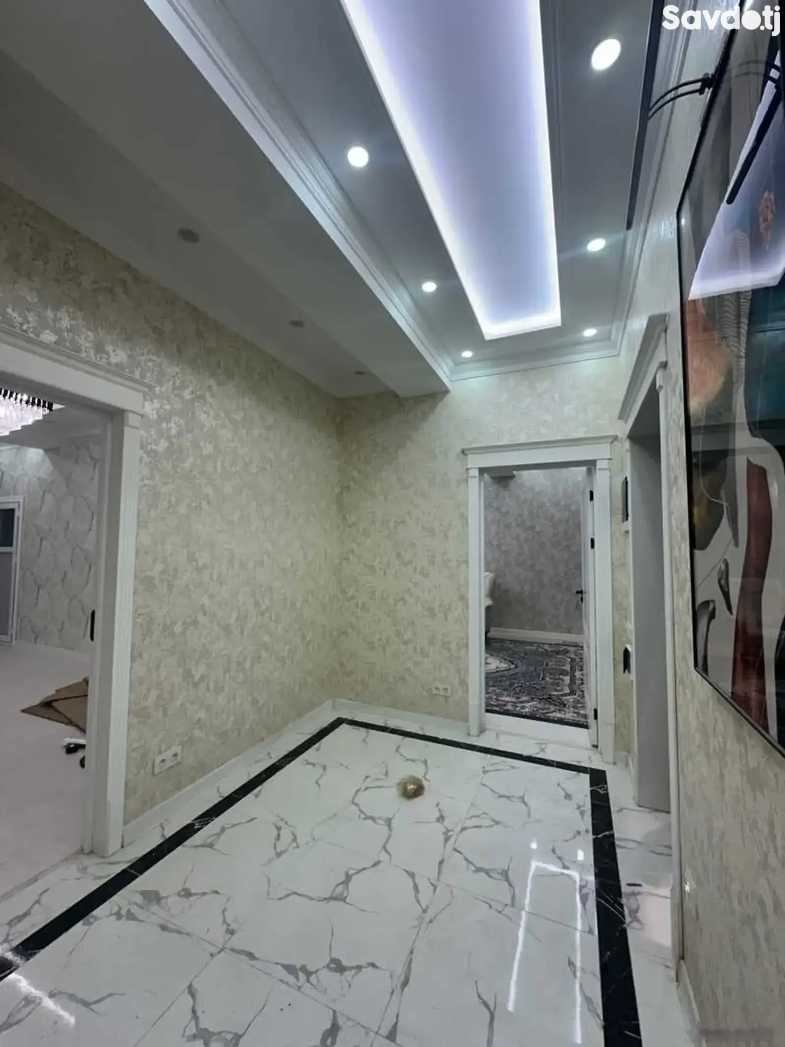 3-комн. квартира, 10 этаж, 100м², Шохмансур, ру ба руи Пайкар, голубой экран