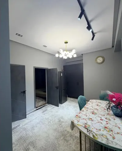 2-комн. квартира, 4 этаж, 130м², И Сомони