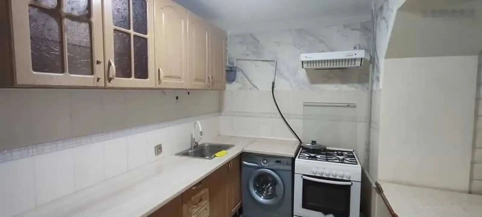 3-комн. квартира, 1 этаж, 63м², 82мкр