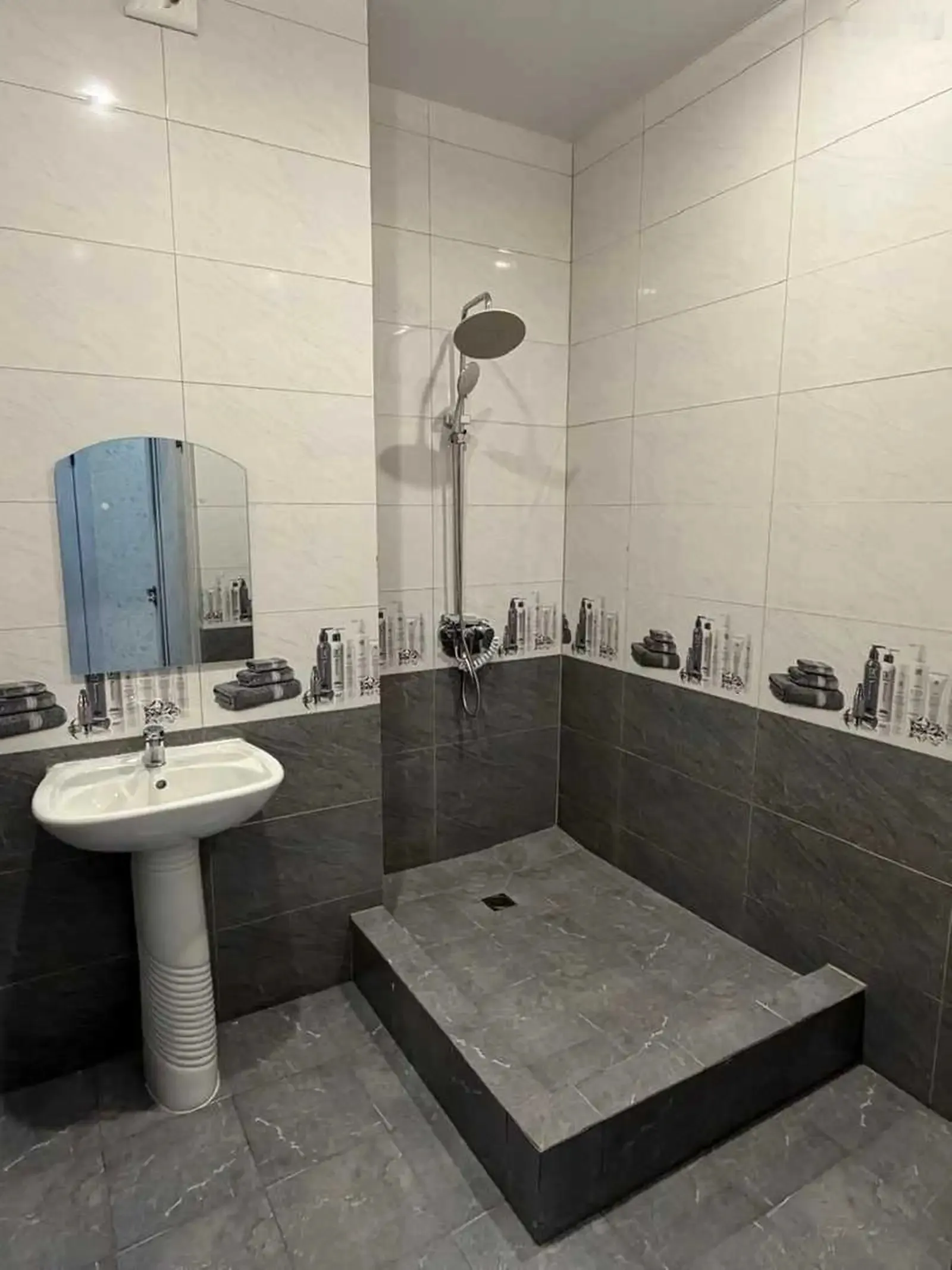 3-комн. квартира, 2 этаж, 88м², Масчиди Катар ( Каленин )