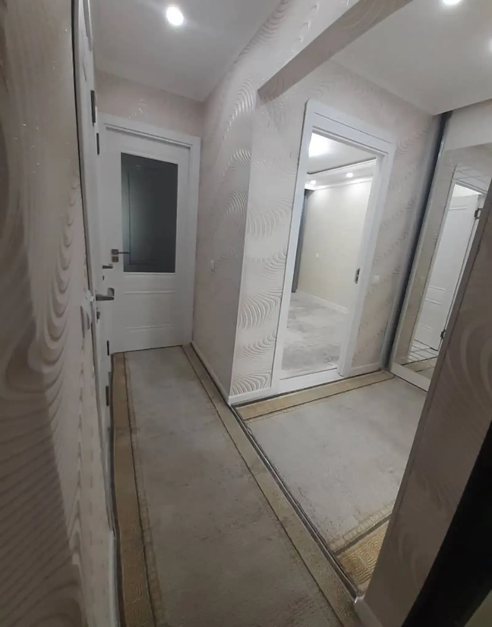 3-комн. квартира, 4 этаж, 70 м², Сино