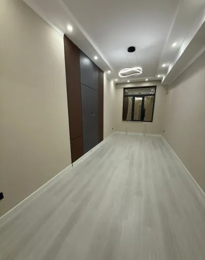 3-комн. квартира, 16 этаж, 102 м², И Сомони