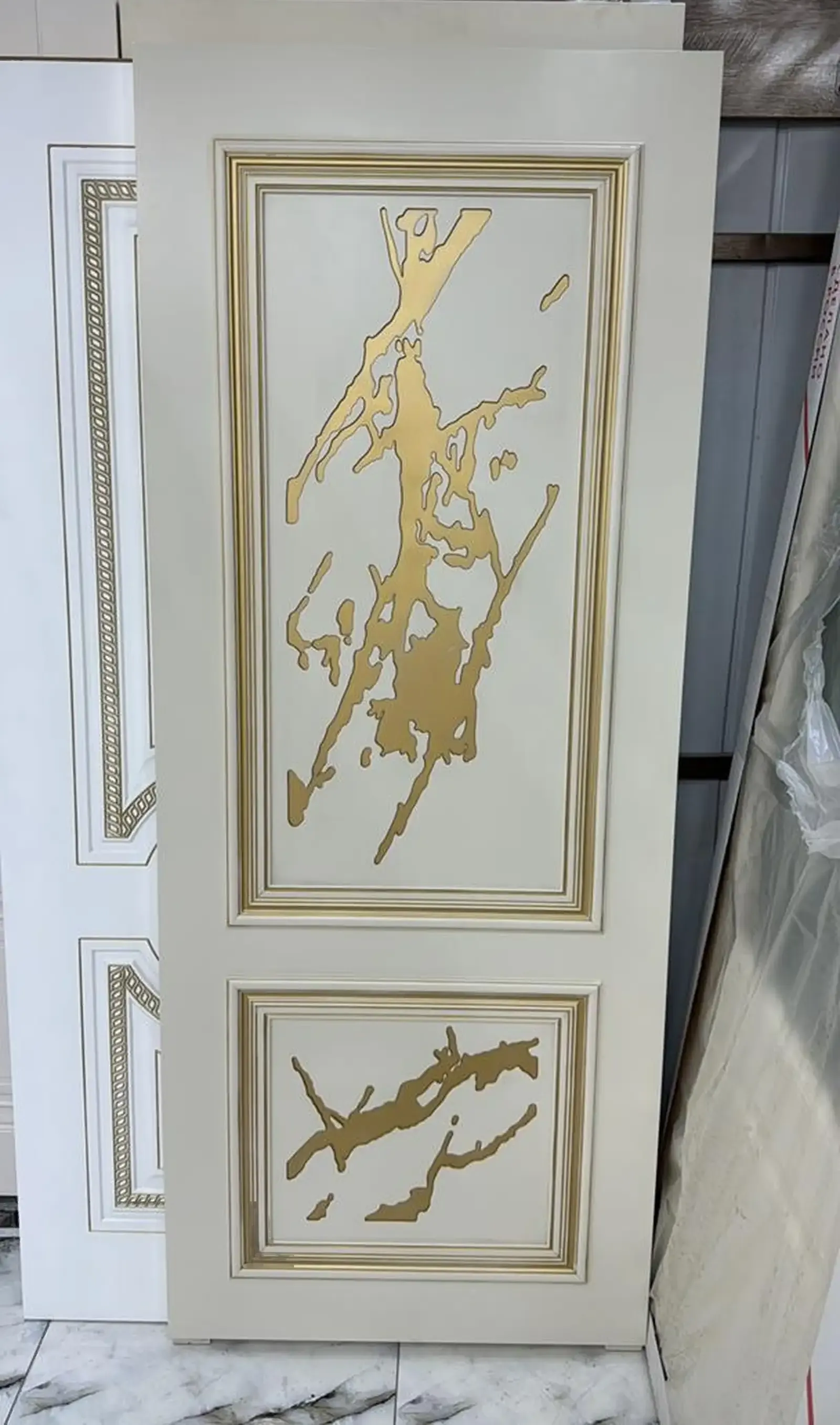 Дверь