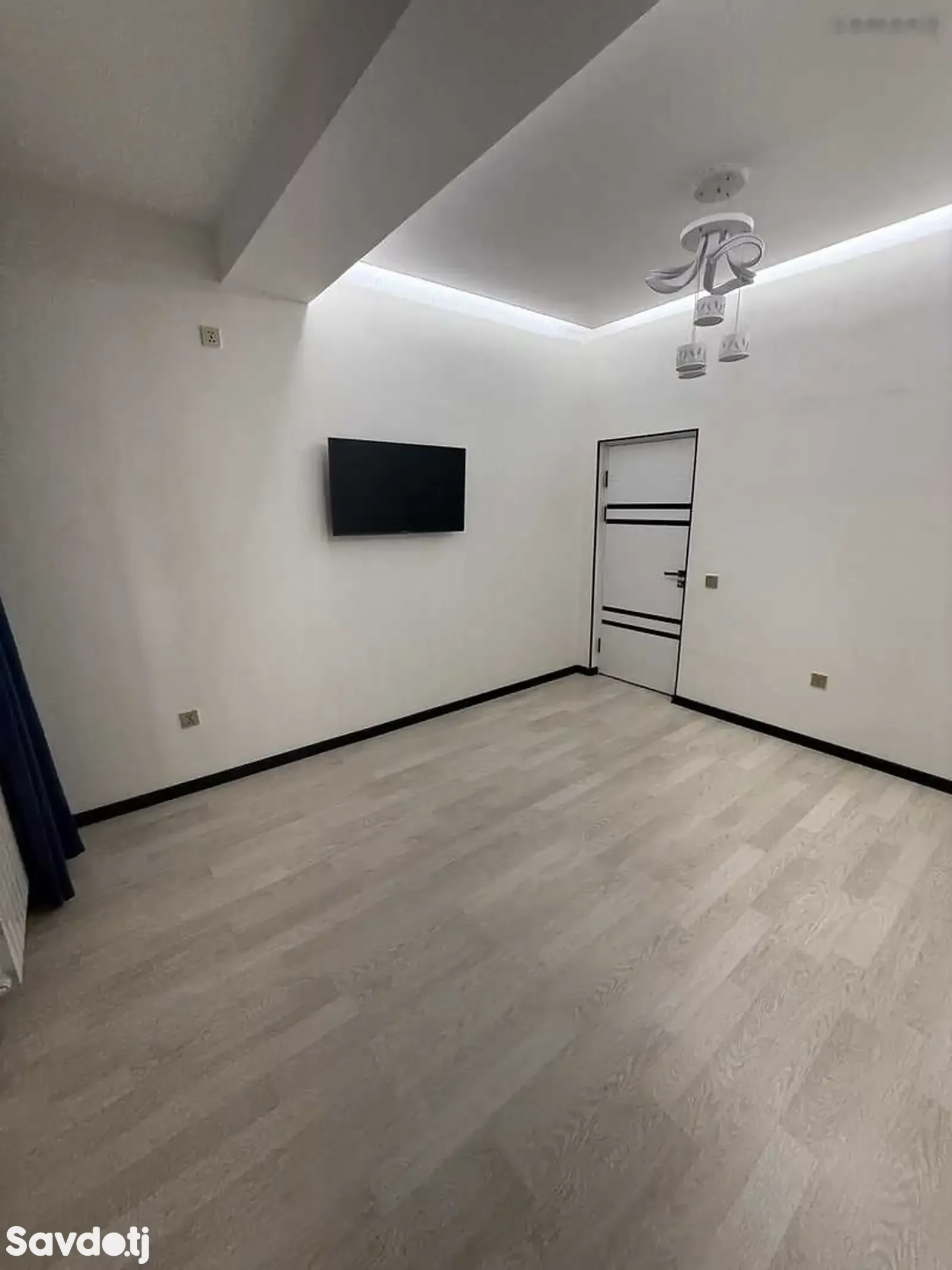 2-комн. квартира, 15 этаж, 71м², Цирк, доми Эсхата