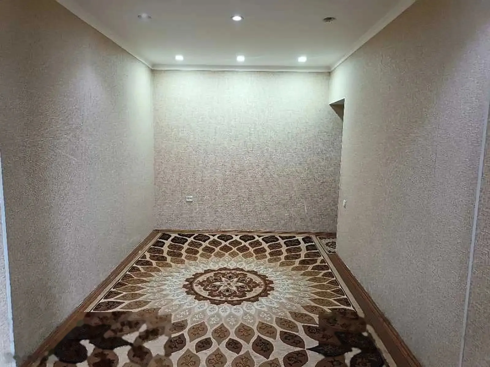 2-комн. квартира, 5 этаж, 100м², Фирдавси