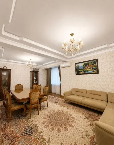 4-комн. квартира, 3 этаж, 134 м², над ТЦ «Саодат»