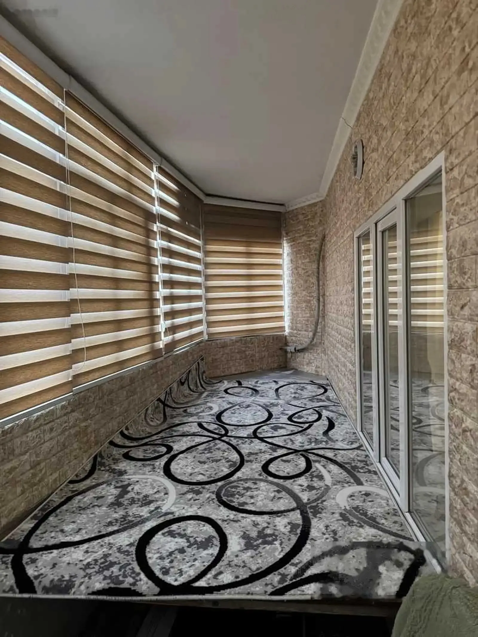 2-комн. квартира, 12 этаж, 74м², н. Сино поёни Гипрозем