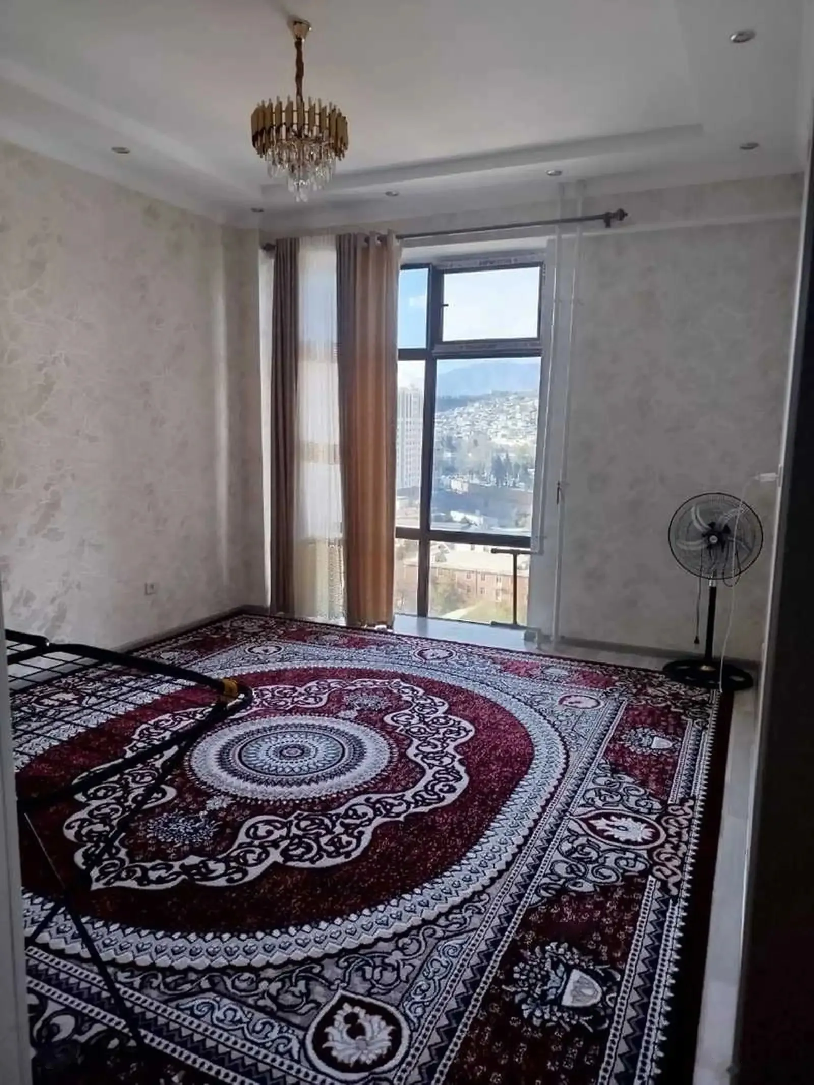 2-комн. квартира, 13 этаж, 64м², Шохмансур