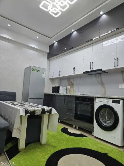 2-комн. квартира, 13 этаж, 70м², Шохмансур доми ватан