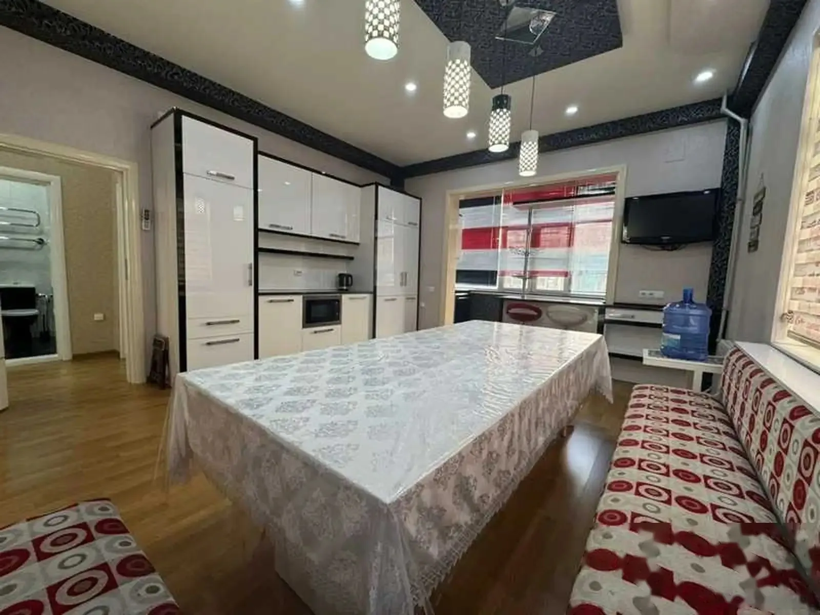 3-комн. квартира, 3 этаж, 118м², овир Султанбей