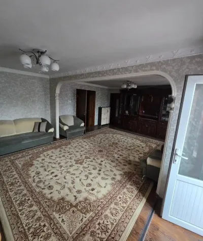 4-комн. квартира, 4 этаж, 100м², Сино