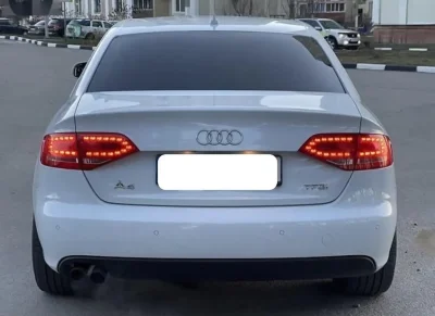 Трубка кондиционера на Audi A4 — миниатюра 4