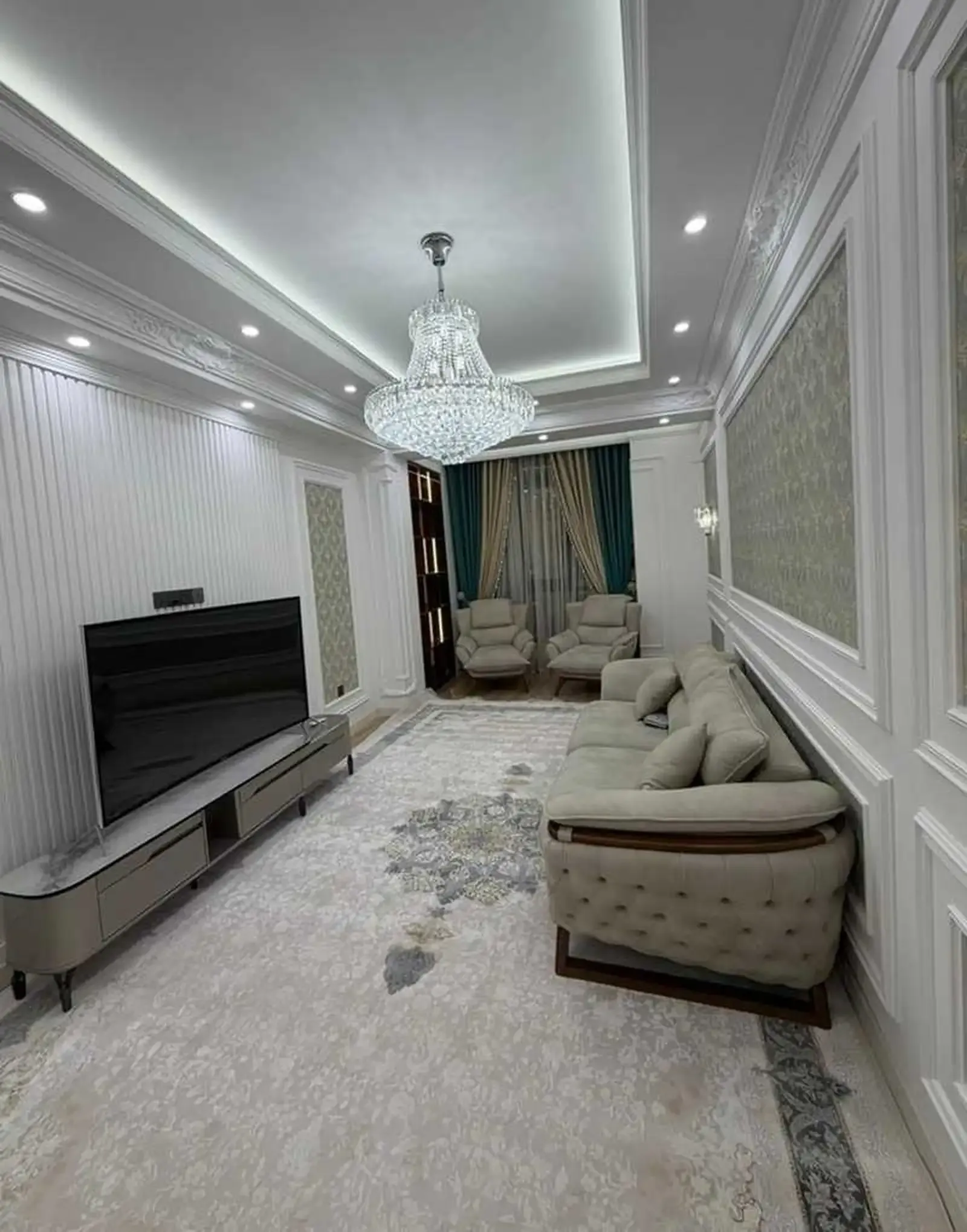 3-комн. квартира, 1 этаж, 105м², Сафо