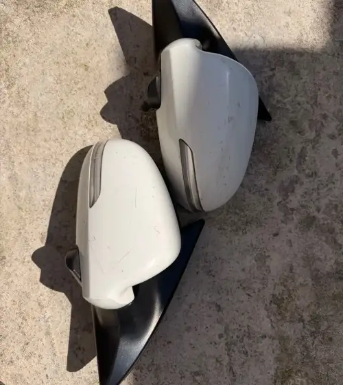 Боковинка на Hyundai Avante Hybrid