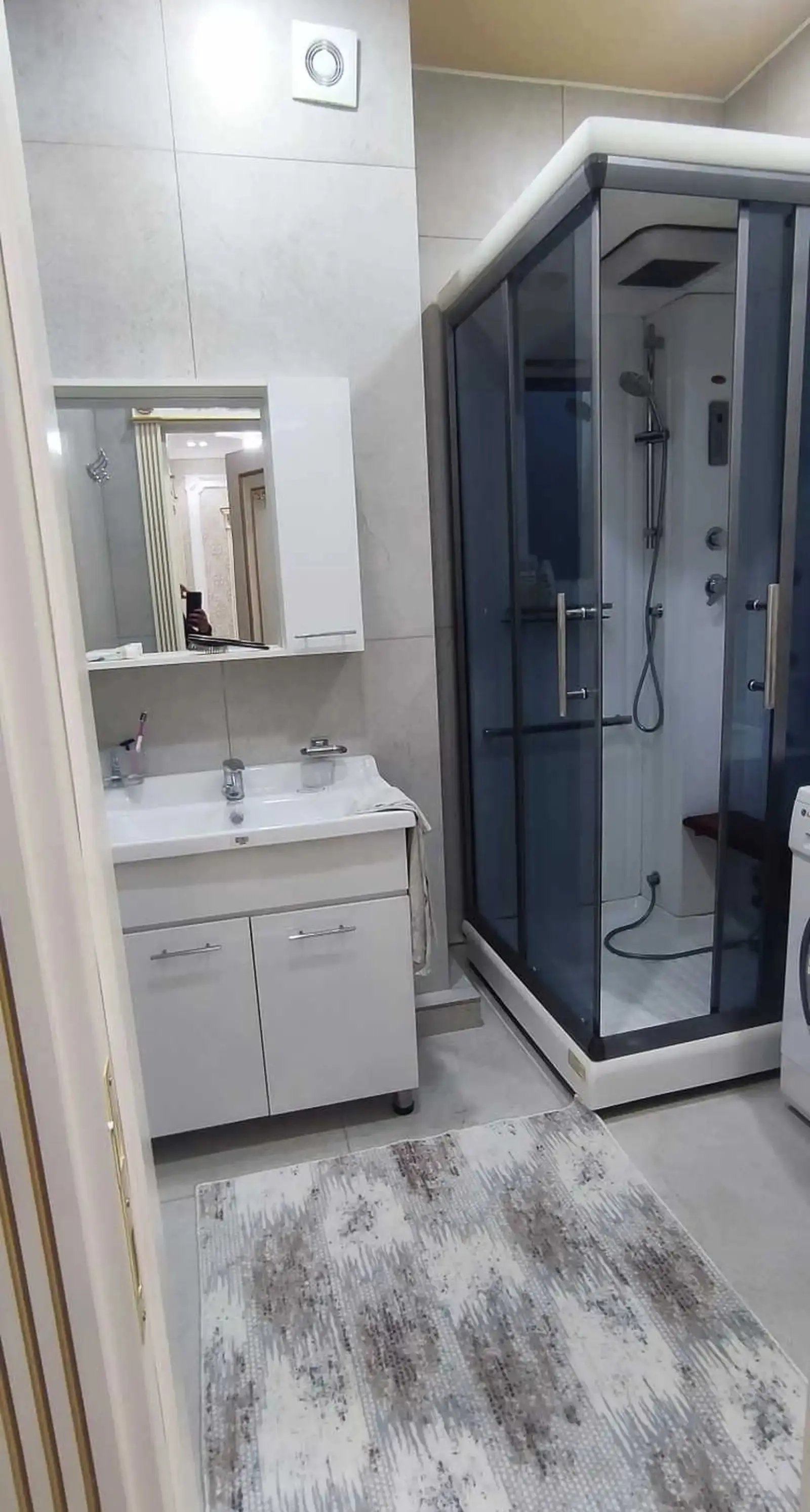 2-комн. квартира, 9 этаж, 100м², центр города