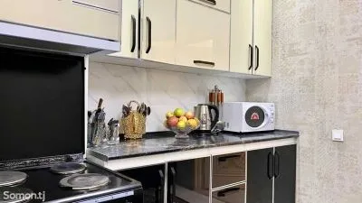 3-комн. квартира, 6 этаж, 101м², Шохмансур
