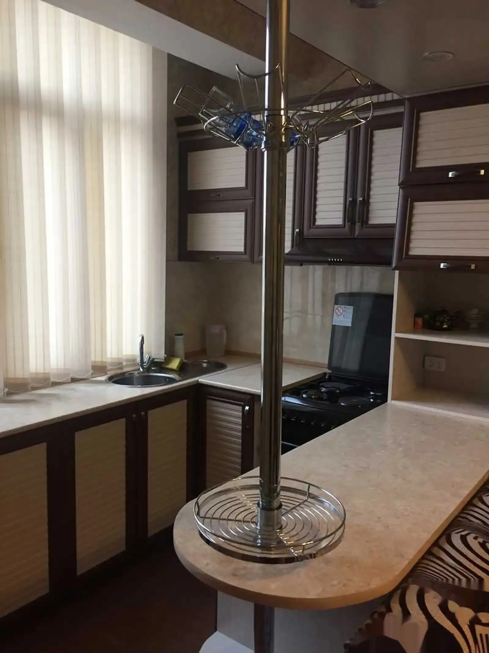 2-комн. квартира, 3 этаж, 58м², Профсоюз