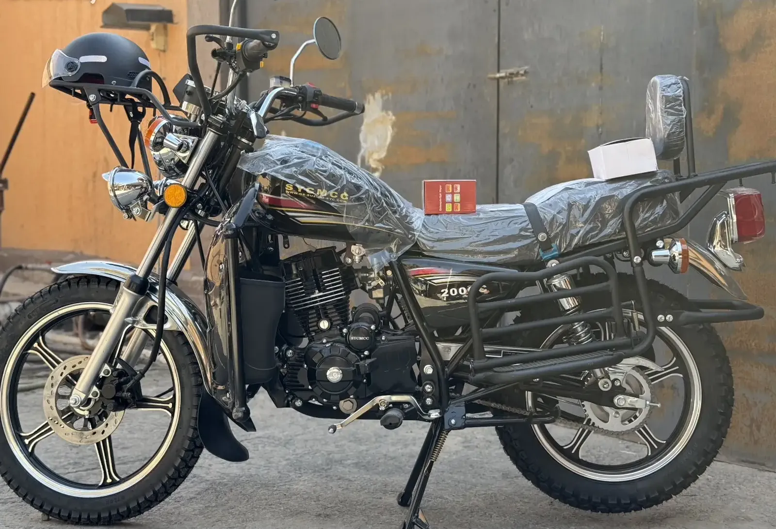 Мотоцикл Suzuki 200куб Black 2026