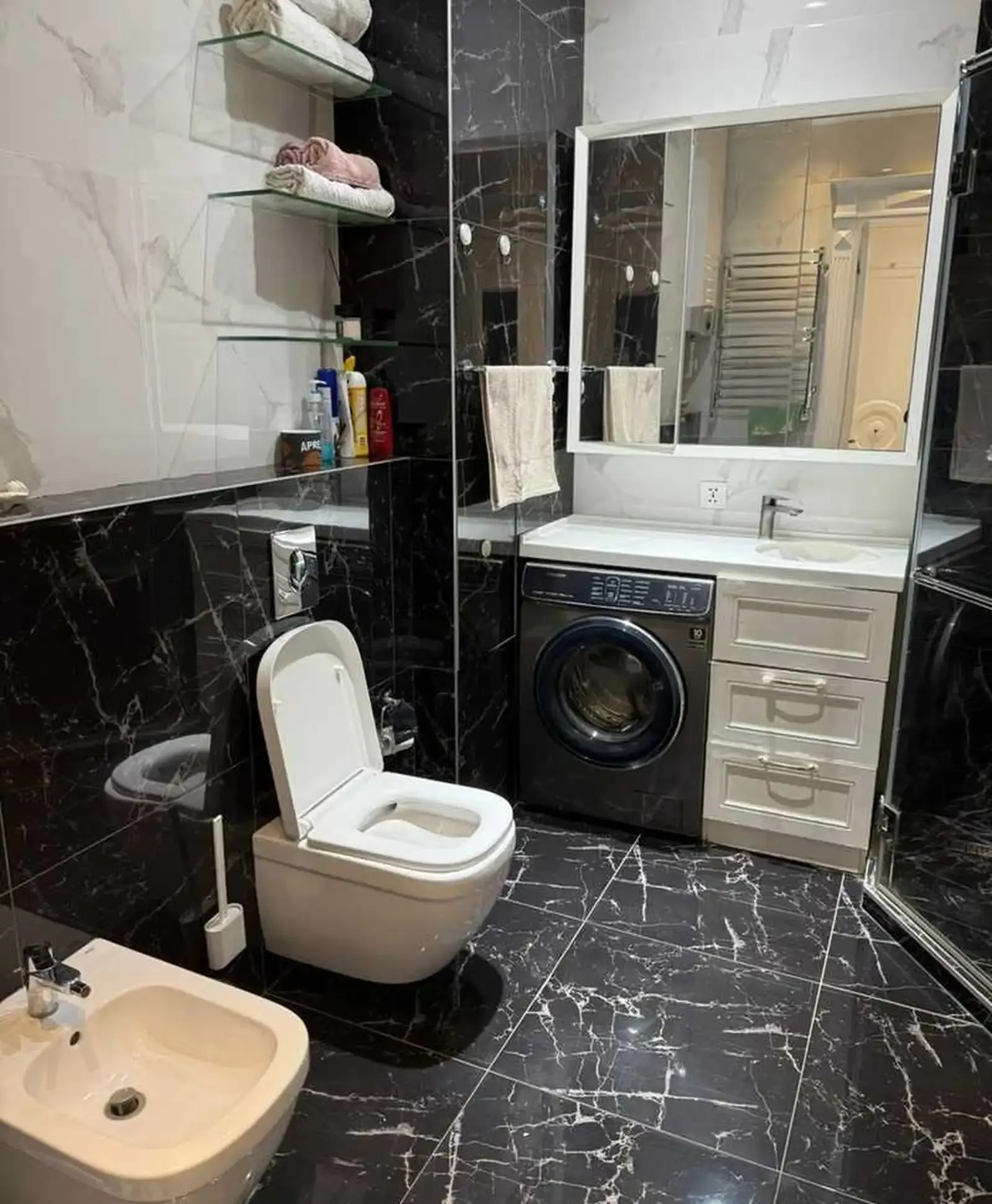 4-комн. квартира, 11 этаж, 160м², Садбарг доми Ватан