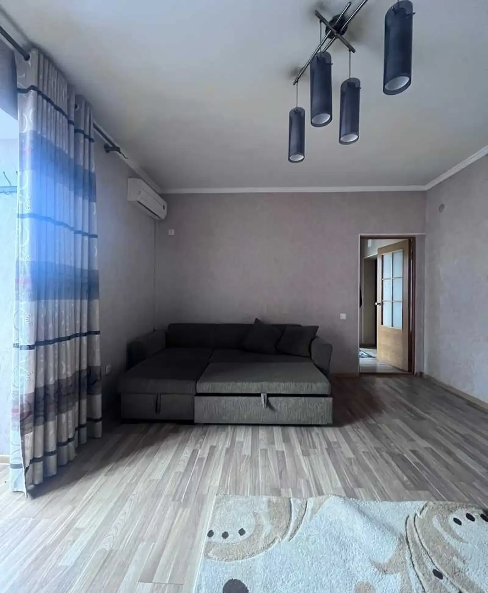 1-комн. квартира, 1 этаж, 45 м², 46 мкр, SPA Hyatt