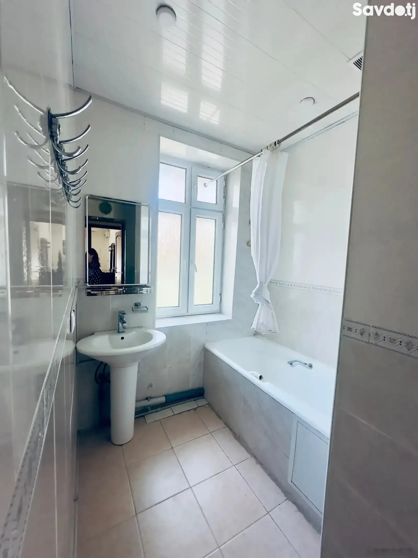 3-комн. квартира, 3 этаж, 100м², ЦУМ