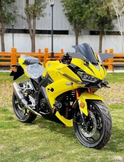 Мотоцикл Kawasaki 250 cc