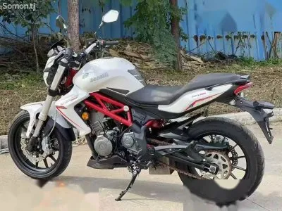 Мотоцикл Benelli
