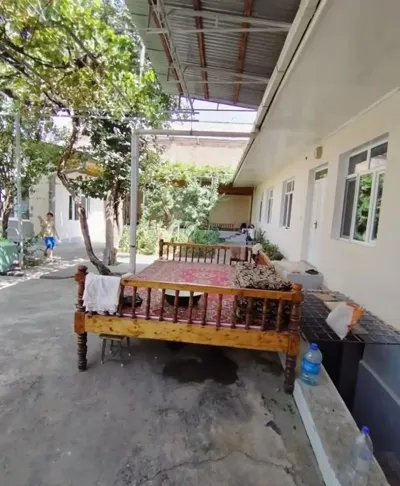 2-этажный, 12 комнатный дом, 490 м², Сомони