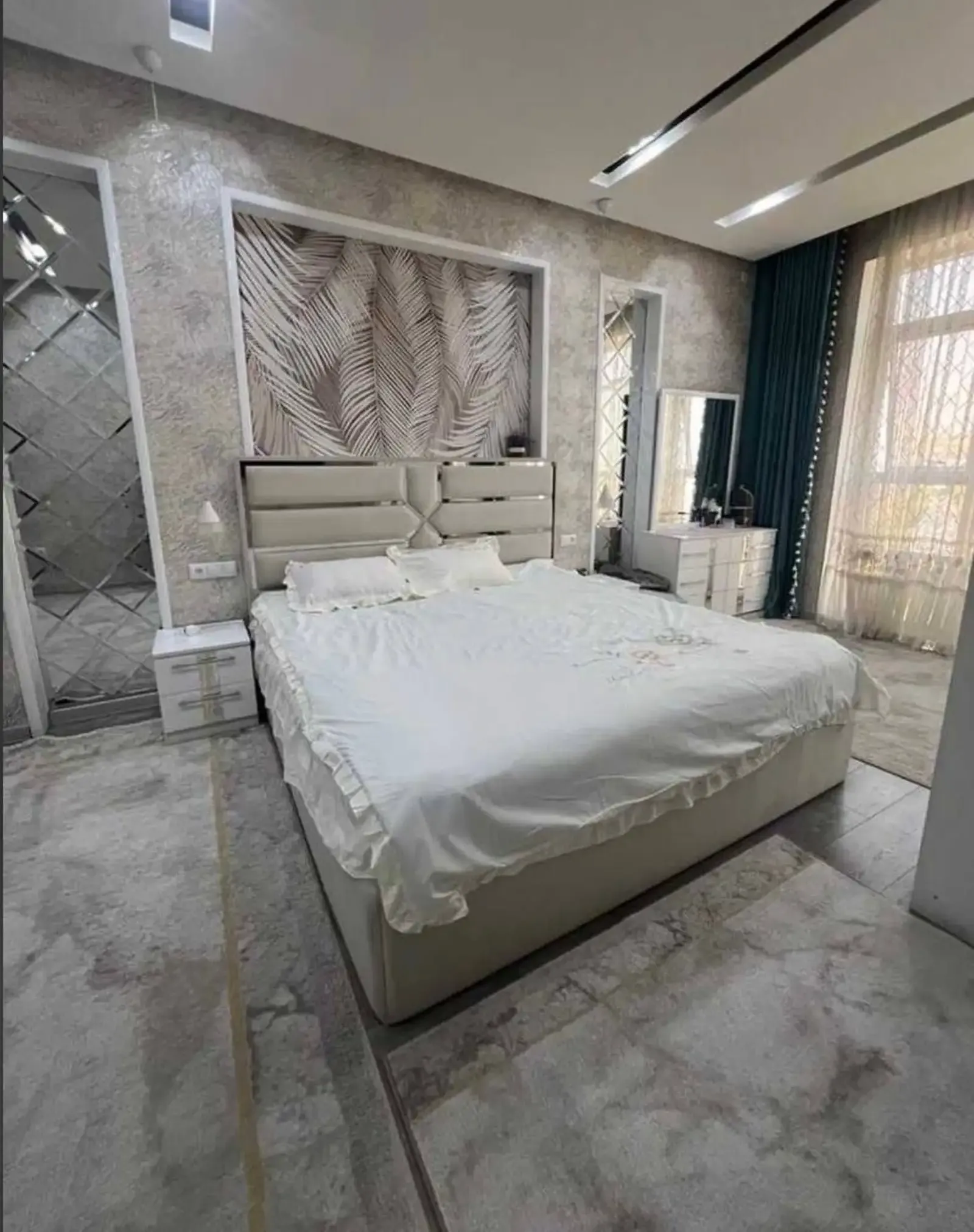 4-комн. квартира, 11 этаж, 118 м², Сино, 112мкр, доми Пайкар