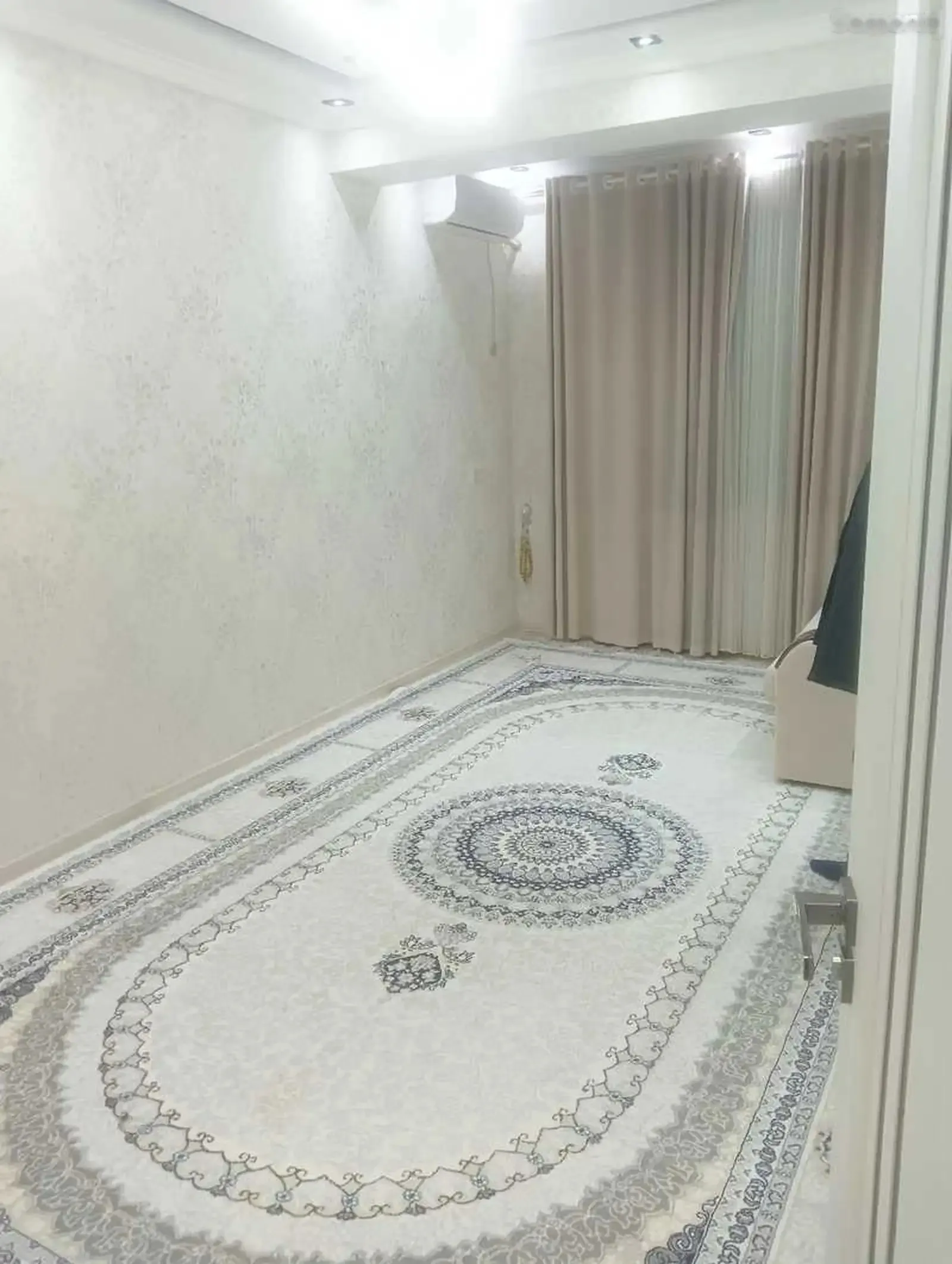 2-комн. квартира, 2 этаж, 55м², хитой бозор