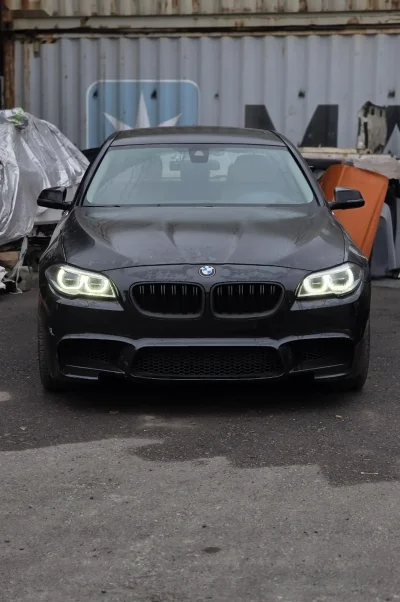 Бампер передний от BMW F10 M