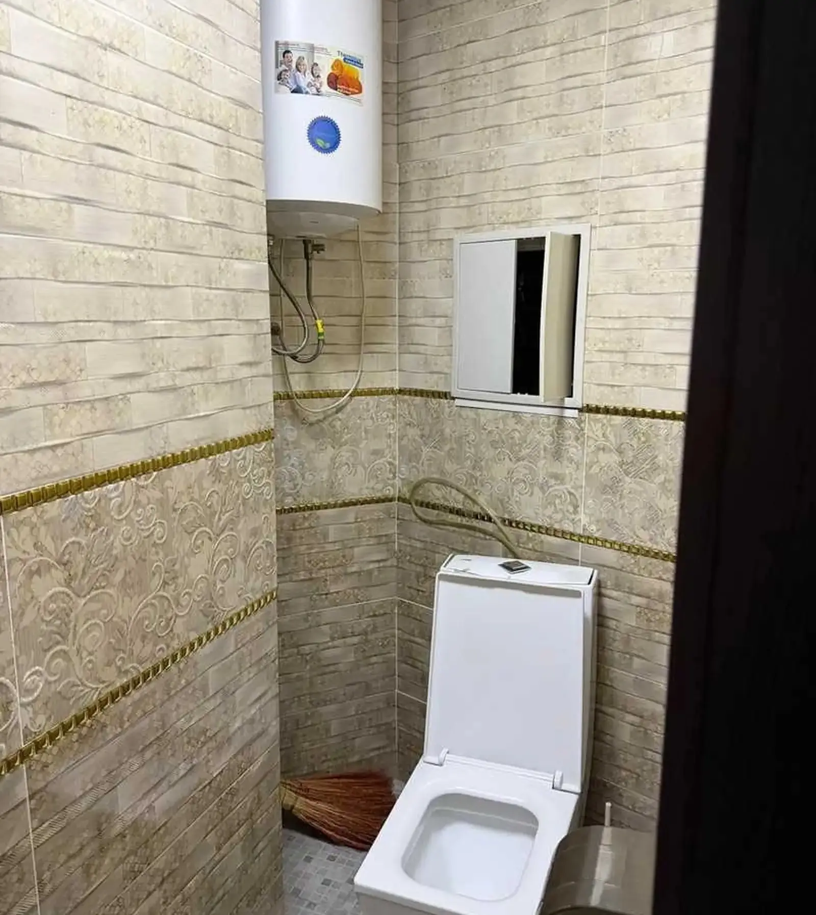 2-комн. квартира, 8 этаж, 65м², Поворот Аэропорт