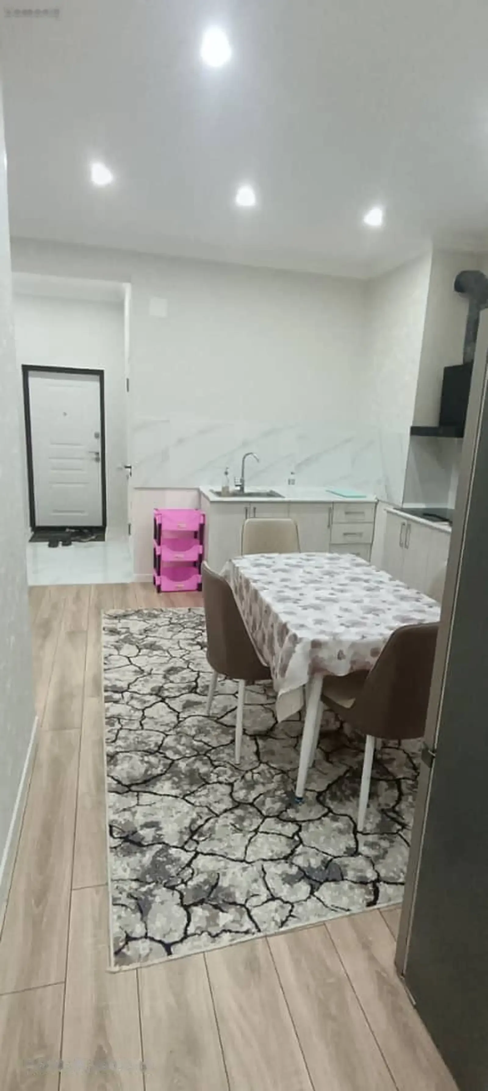 2-комн. квартира, 16 этаж, 70м², 82мкр