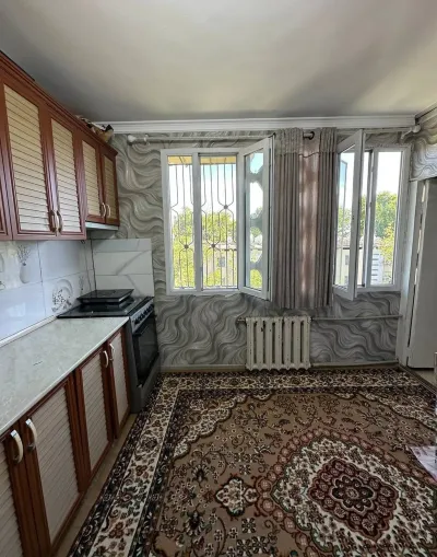 4-комн. квартира, 5 этаж, 75 м², Сино 102мкр