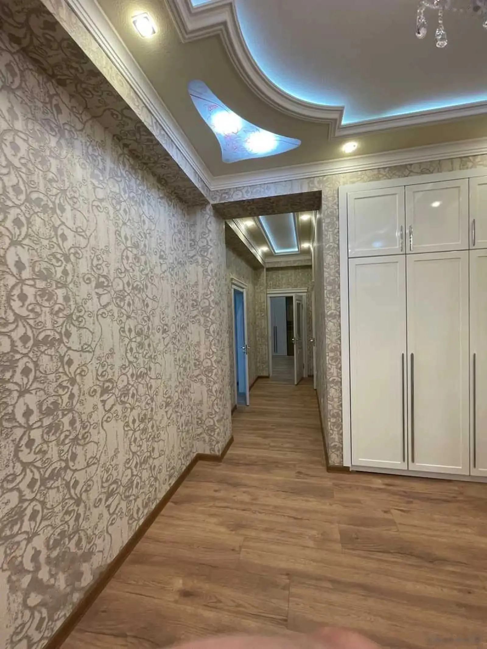 2-комн. квартира, 6 этаж, 100м², И.Сомони