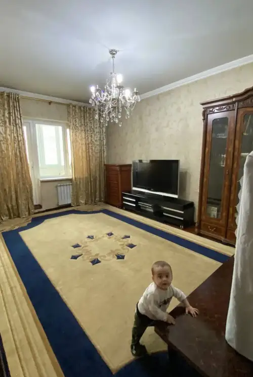 3-комн. квартира, 3 этаж, 64 м², Сино