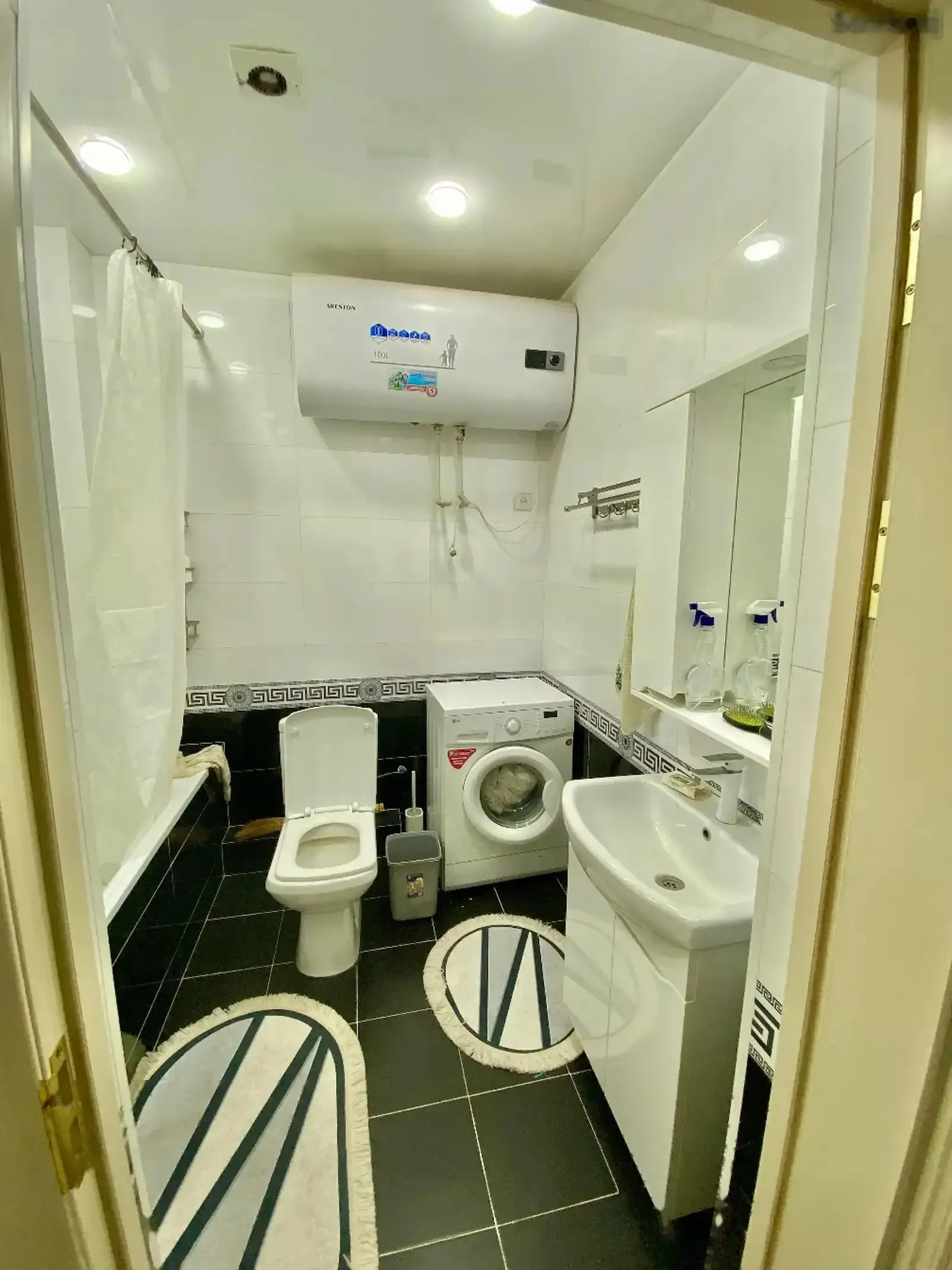 2-комн. квартира, 2 этаж, 62м², Исмоили Сомони