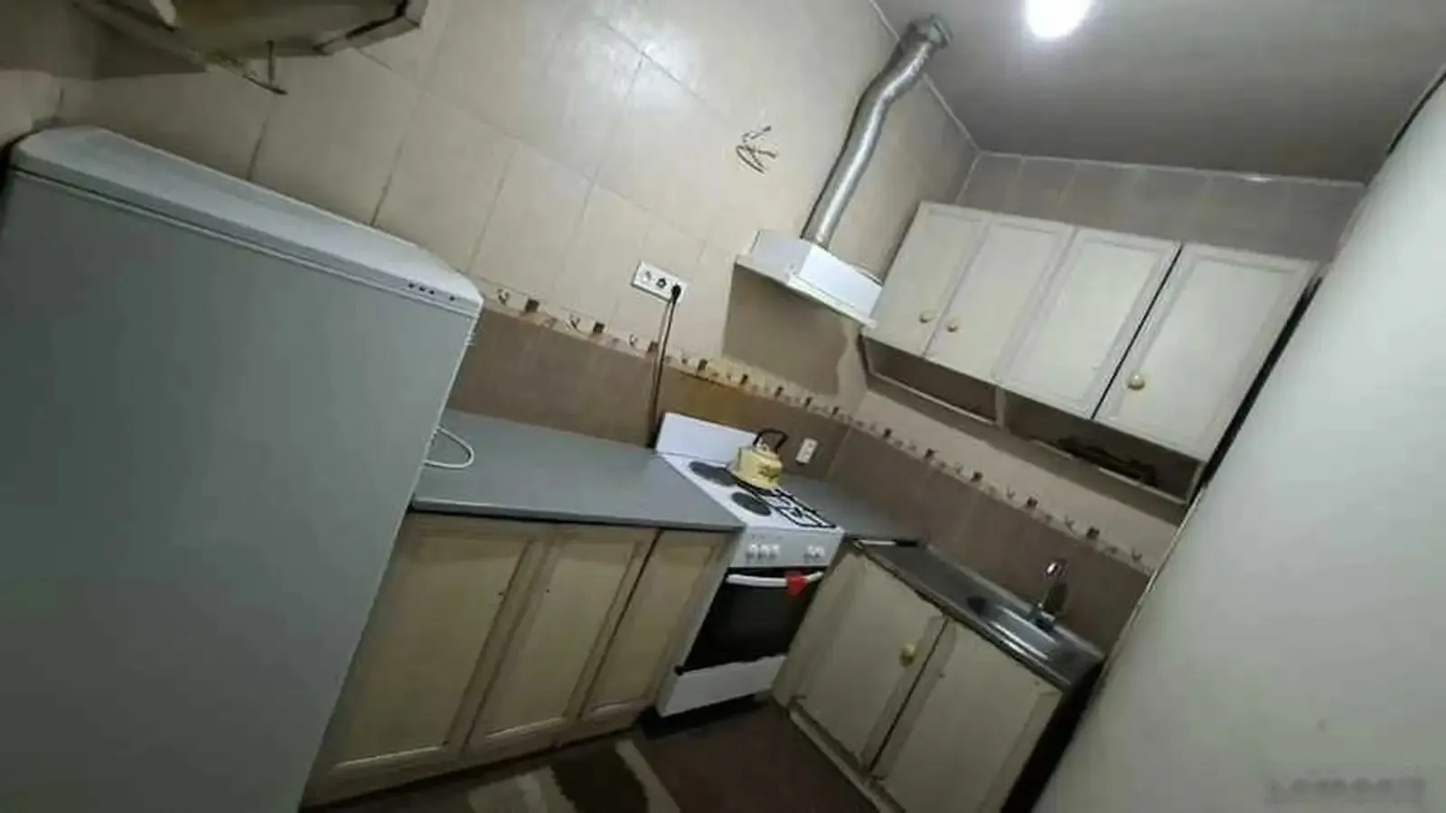 2-комн. квартира, 5 этаж, 65м², сино