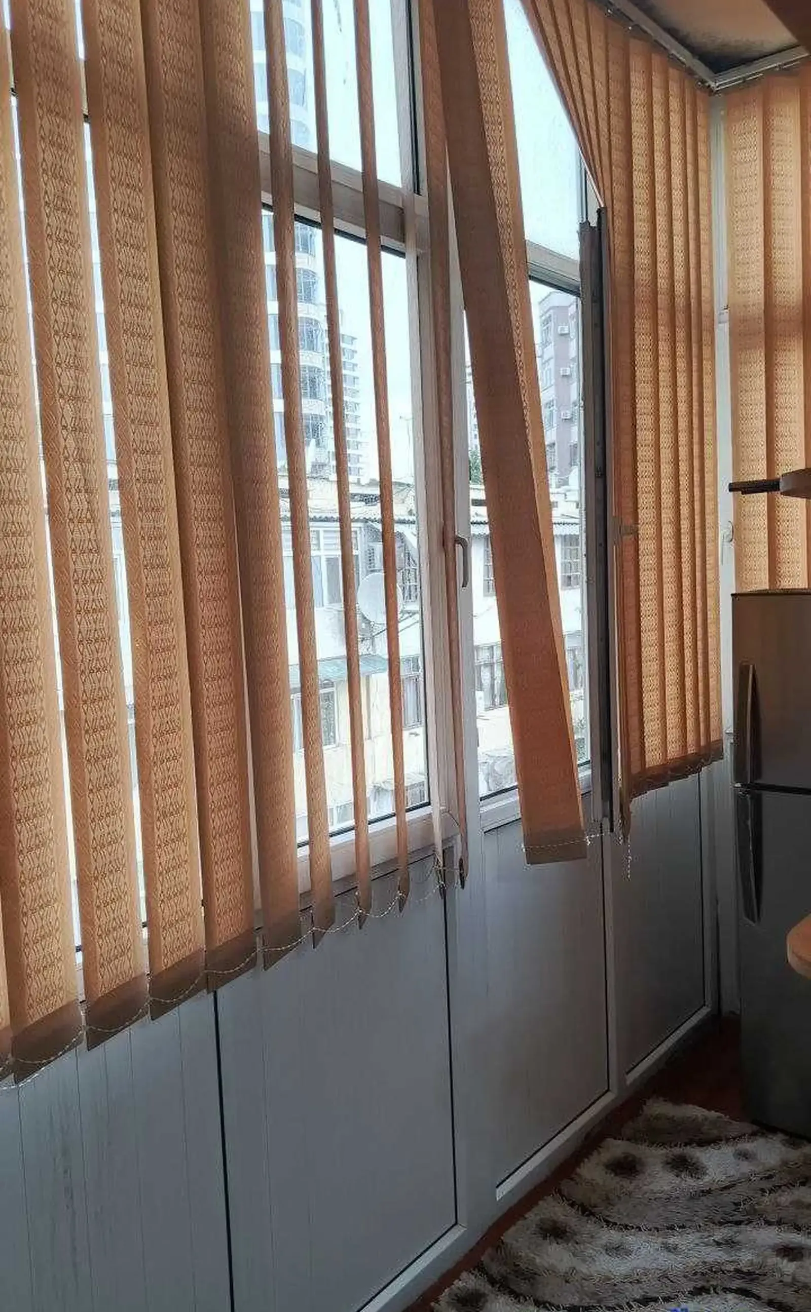 2-комн. квартира, 3 этаж, 71 м², Сино