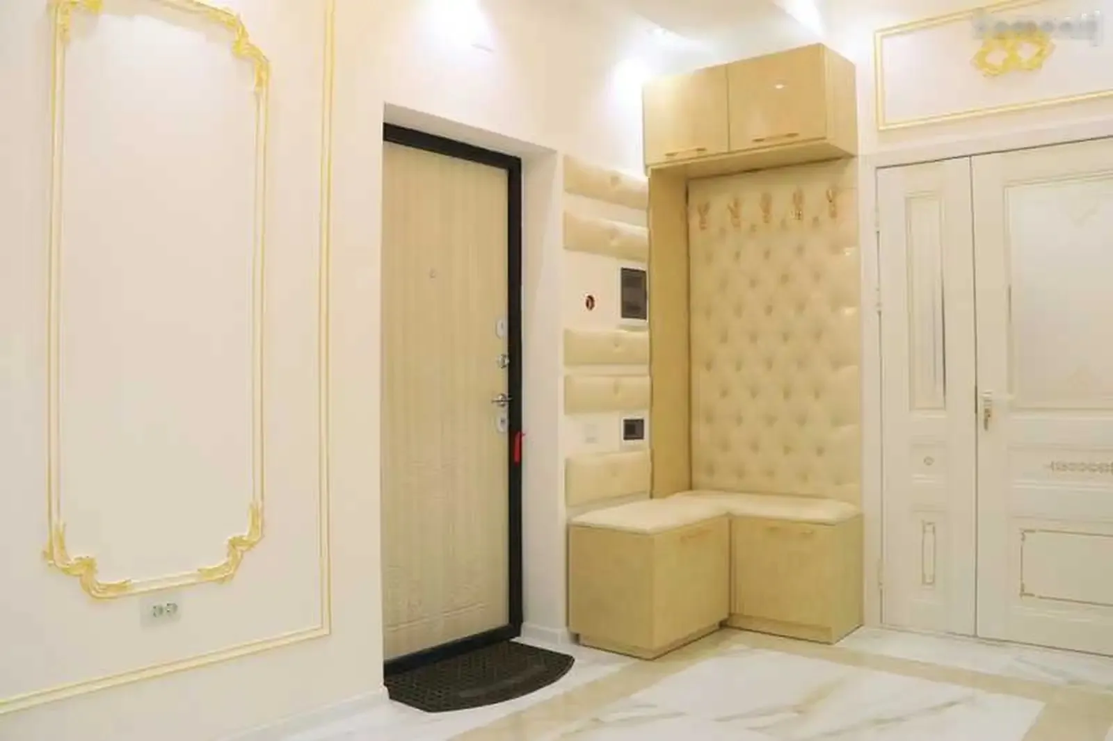 2-комн. квартира, 10 этаж, 110м², голубой экран