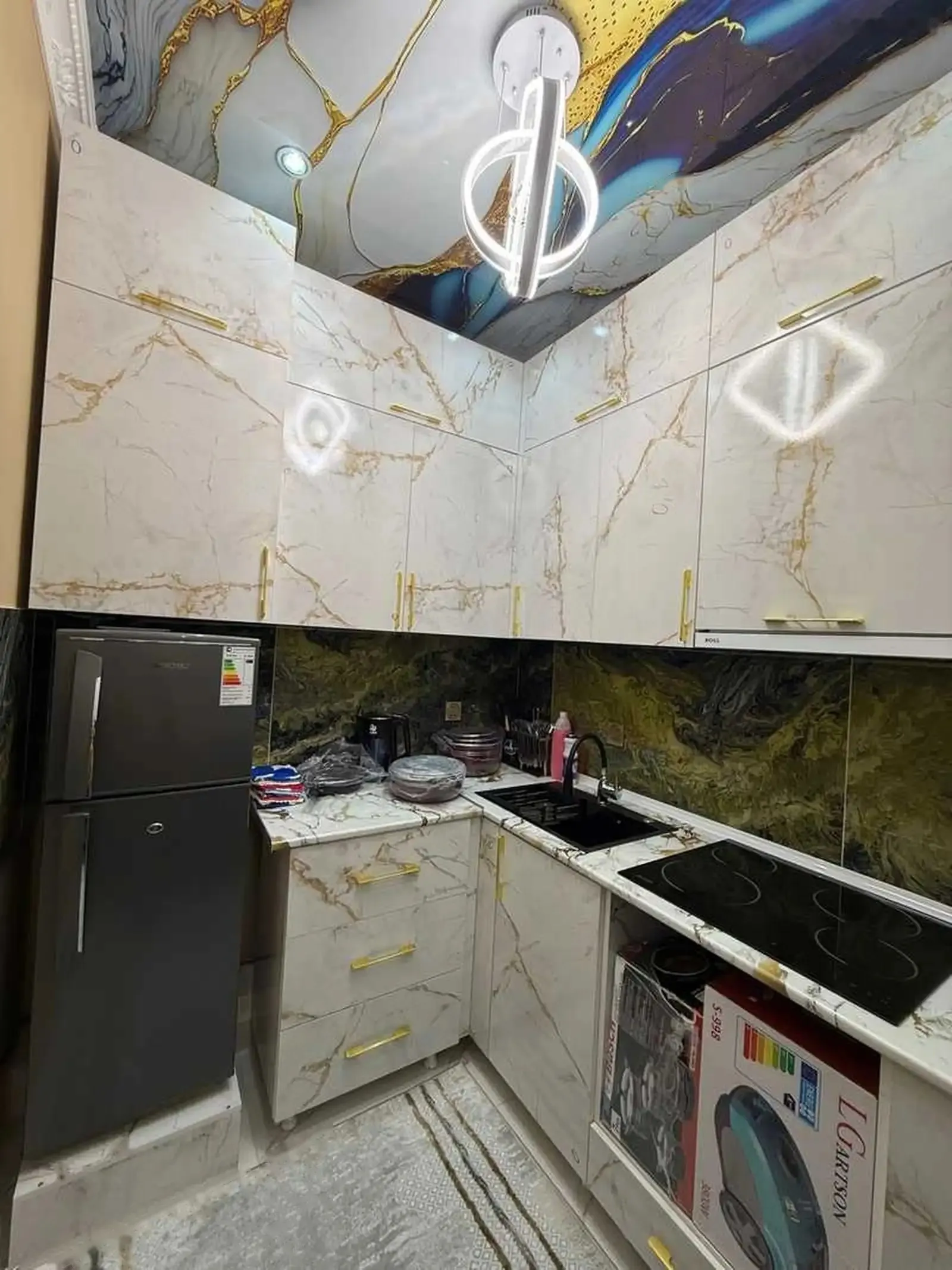 2-комн. квартира, 17 этаж, 60м², Воданасос